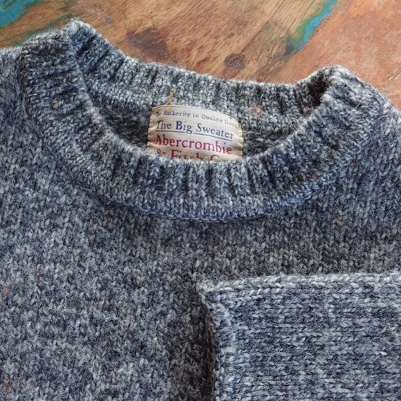Abercrombie & Fitch wool sweater - Picture 1 of 7